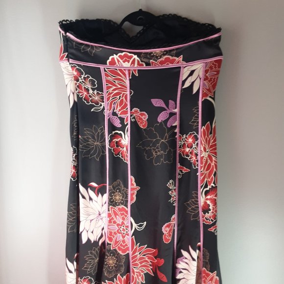 Bebe 100% Silk Black Pink Strapless Floral Flowy Dress Size Large - Picture 9 of 16